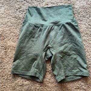 Ptula Bare Shorts Laurel
